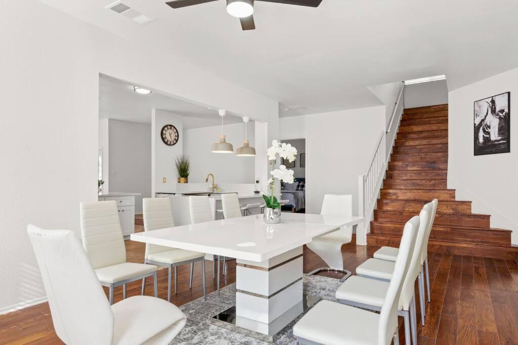 5 Bedrooms With Chefs Kitchen 2 Masters Room And Game Lounge 샌안토니오 외부 사진